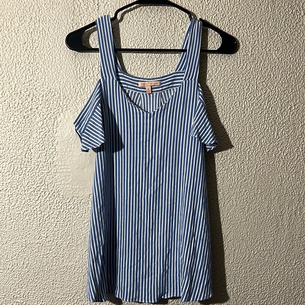 Gibson Latimer Blue and White Striped Cold-Shoulder Dressy Top